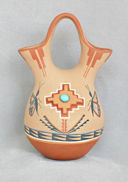 a1889 Lucero 3-dimensional wedding vase, front